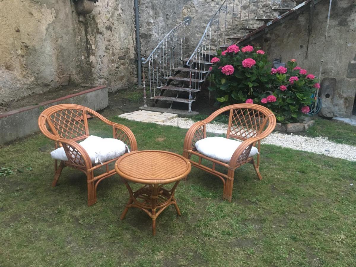 Un Dimanche Chez Julie Chambre Leontine Parthenay Eksteriør billede